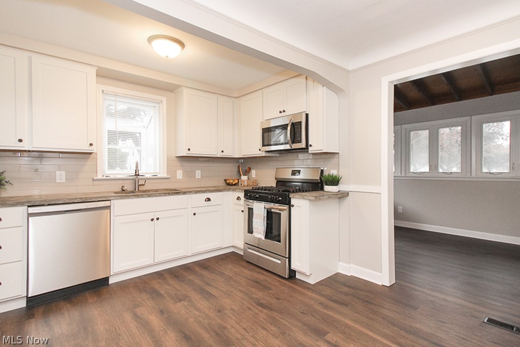 Memphis Villas - Residential