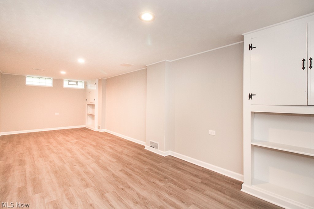 Memphis Villas - Residential