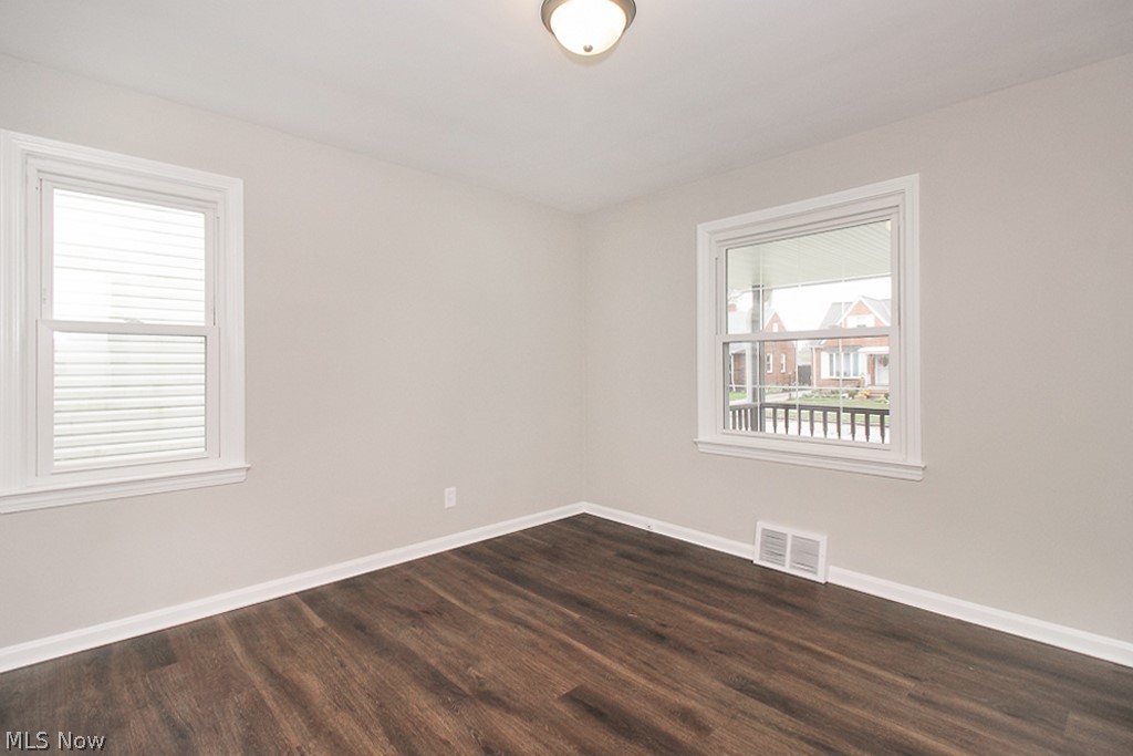 Memphis Villas - Residential