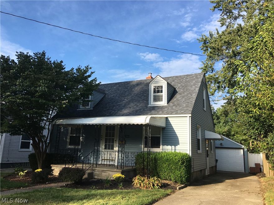 Professionally managed, 24/7 Emergency maintenance line, Online Rent Payments available. 
Credit score of 600+. Below 600 is considered conditional.
Less than 3 items in collections, excluding student loan and medical. More than 3 is considered conditional. 
Monthly income of 2.5 times the amount of the monthly rent.
Thorough and Complete Criminal and Eviction Check.
$50 Non Refundable App Fee for all Adults who will be occupying the property.
Applications can only be completed online.
Typical Security Deposit equivalent to one months rent, pending results of background checks. 
NOT Accepting Section 8 / AMHA Housing Vouchers