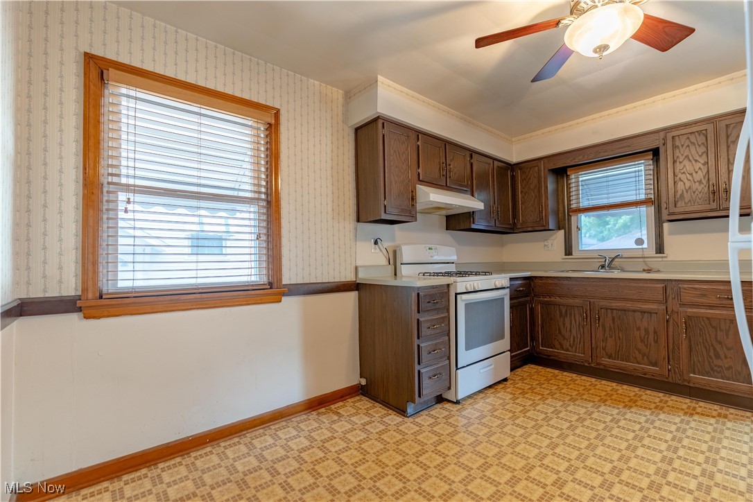 919 Clarendon Avenue, Canton, Ohio image 15