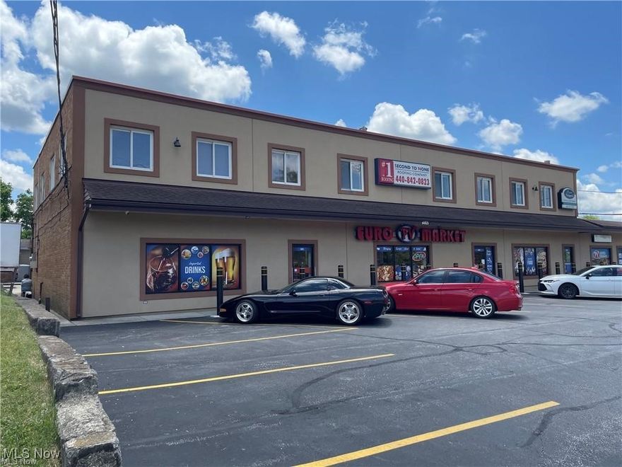Nice clean office for rent in a great location in Parma. Could be used for storage space as well. between State and Ridge on Pleasant Valley. Office space is approximately 500 sqft. The office and building in general are in great shape and have been well cared for. Recent updates to the building include : new roof, gutters, paint, and a new parking lot. Rent with confidence and peace of mind in this maintained building. Currently 2 other offices for rent as well in this building.