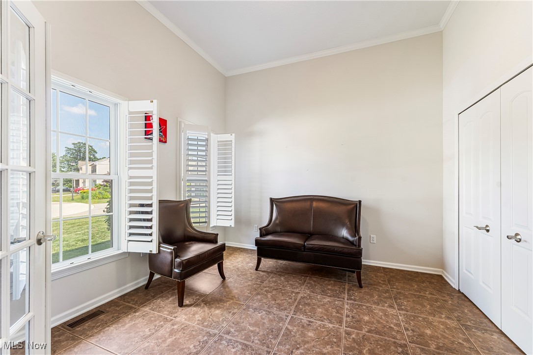 3128 Glenbrook Drive