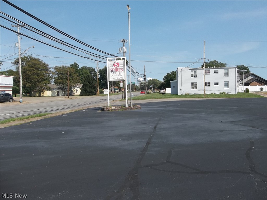 This property was used as a car lot
Asphalt
Has a mobile 2006 on lot used for office
Nice corner lot
In the back has view of river