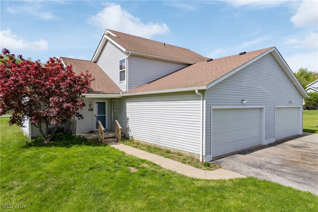 2413 Meadow Spring Circle