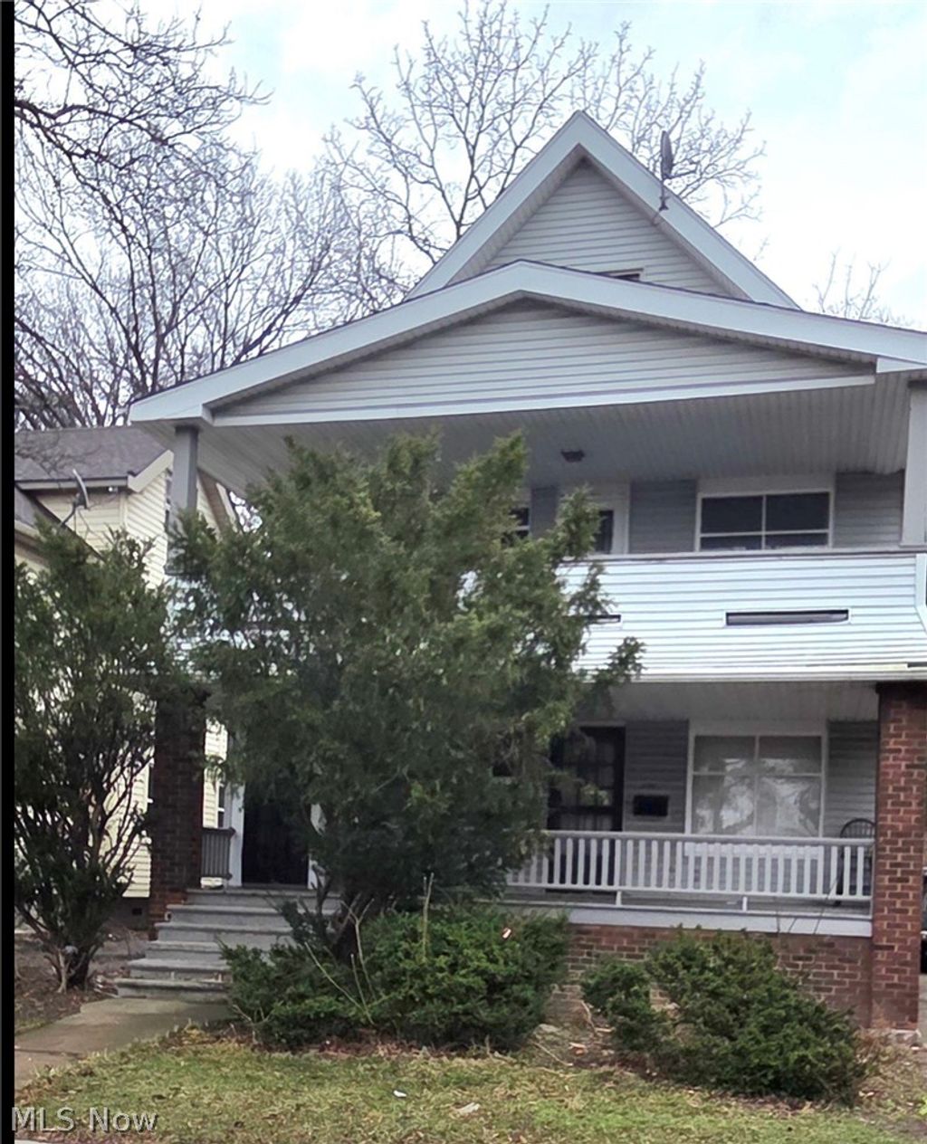 Photo of 16902 Endora Road, Cleveland, OH 44112 (MLS # 5213974)