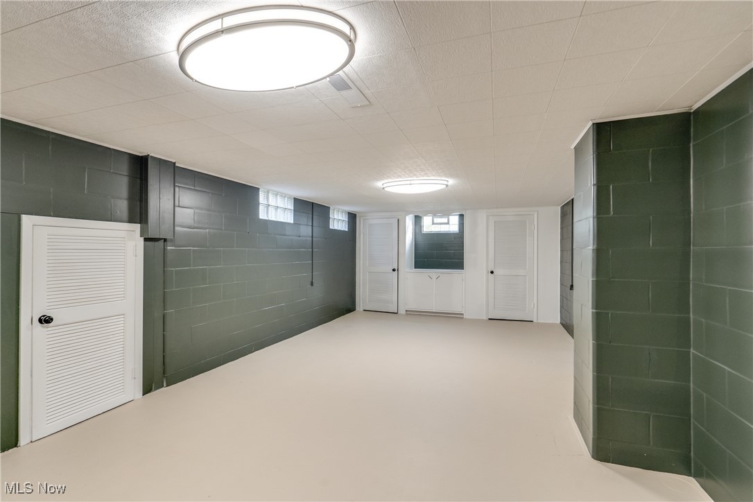 Holly Hills - Residential