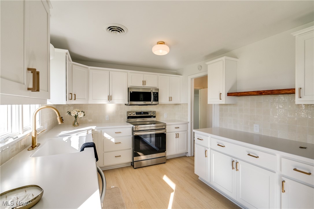 Holly Hills - Residential