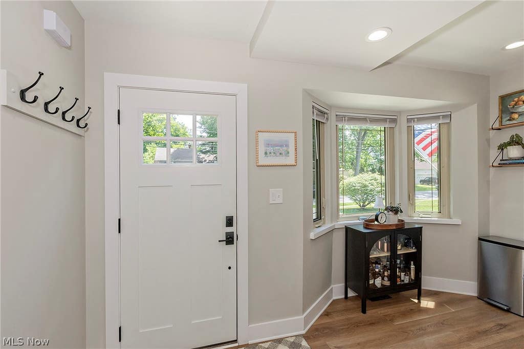 Photo of 590 Glen Park Drive, Bay Village, OH 44140 (MLS # 5216181)