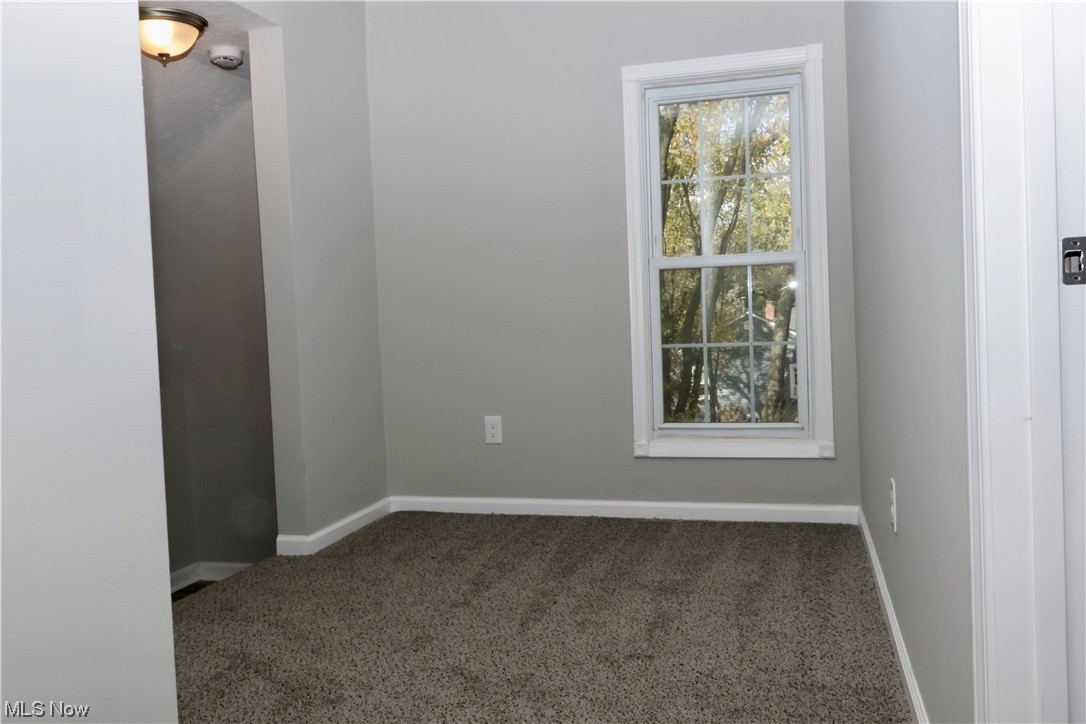 Lake Erie Manor - Residential