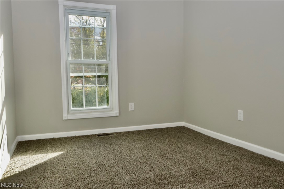 Lake Erie Manor - Residential