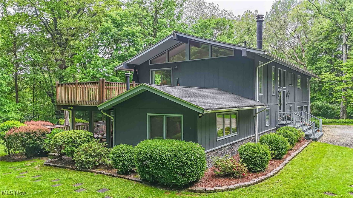 875 N Medina Line Road, Akron, Ohio image 3