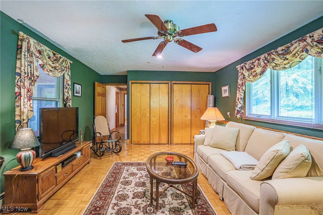 875 N Medina Line Road, Akron, Ohio image 33