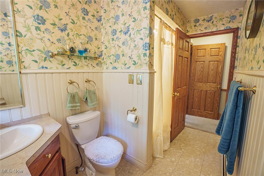 875 N Medina Line Road, Akron, Ohio image 13
