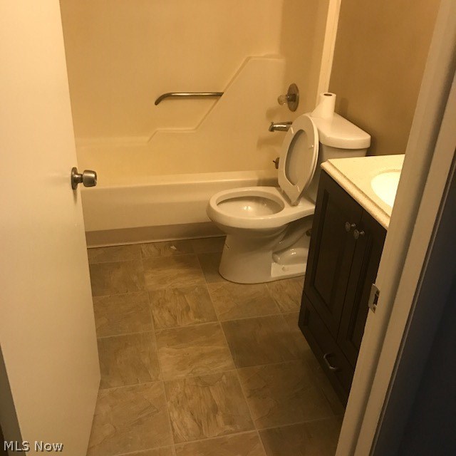 Medina - Commercial Sale