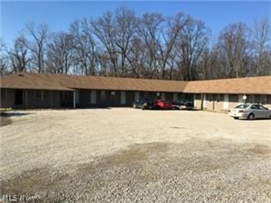 Rare opportunity to purchase 14 unit rental building in Medina, Ohio!  Great location on Pearl Road!  There are 2 each 2-bedroom apartments and 12 efficiency units.  All units are fully furnished and have been newly renovated!  Many repairs including windows, new roof, electrical upgrades, paint, new doors, concrete work, addition of on-site laundry facility, new decks, and much more have been completed!  17% cap rate!