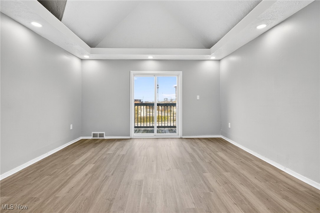 17620 Saint Clair Avenue