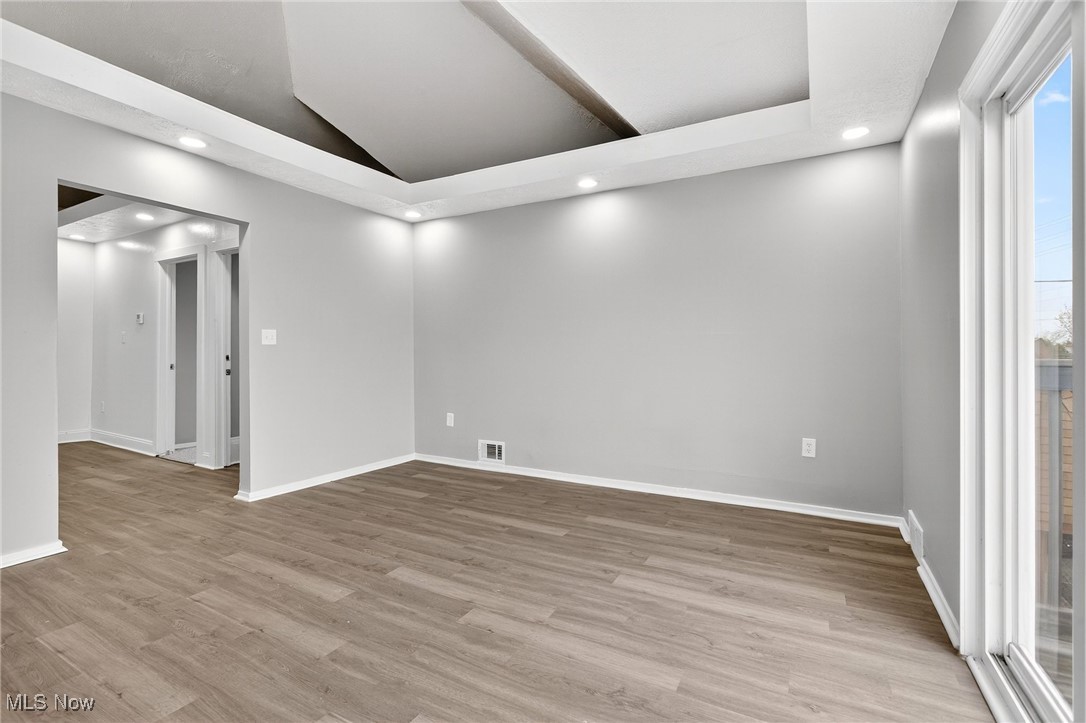 17620 Saint Clair Avenue