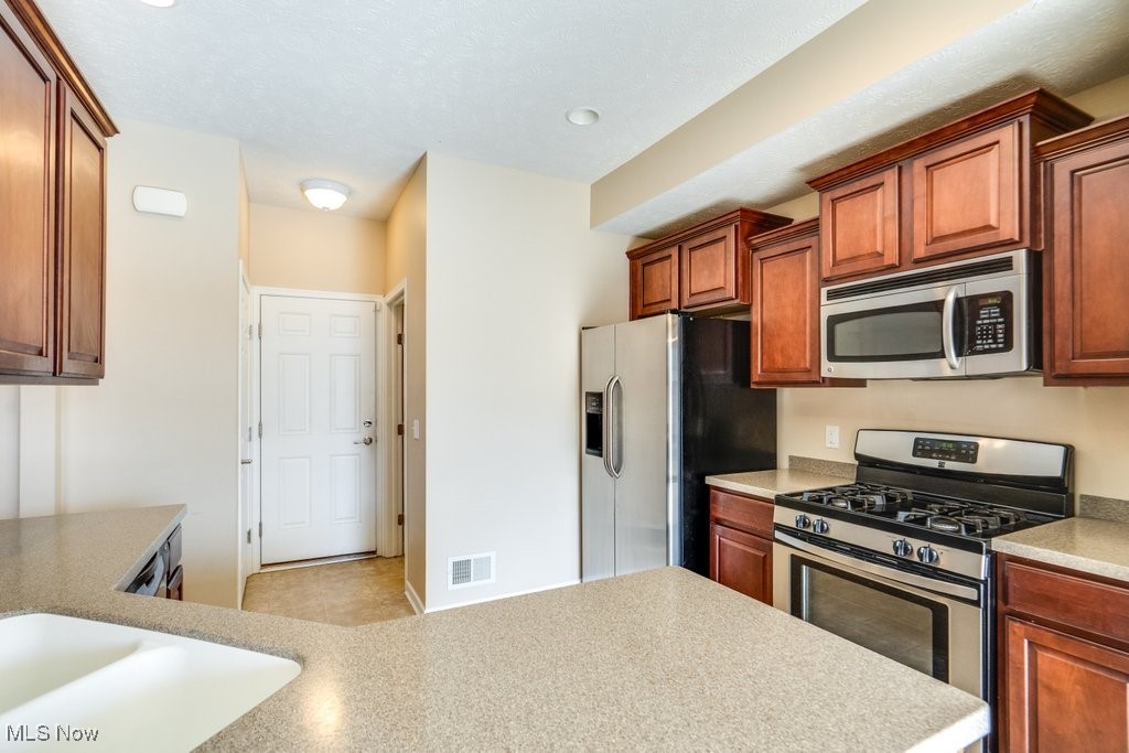 Montrose Park Ph 1 - Residential Lease