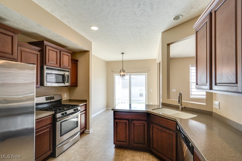 Montrose Park Ph 1 - Residential Lease