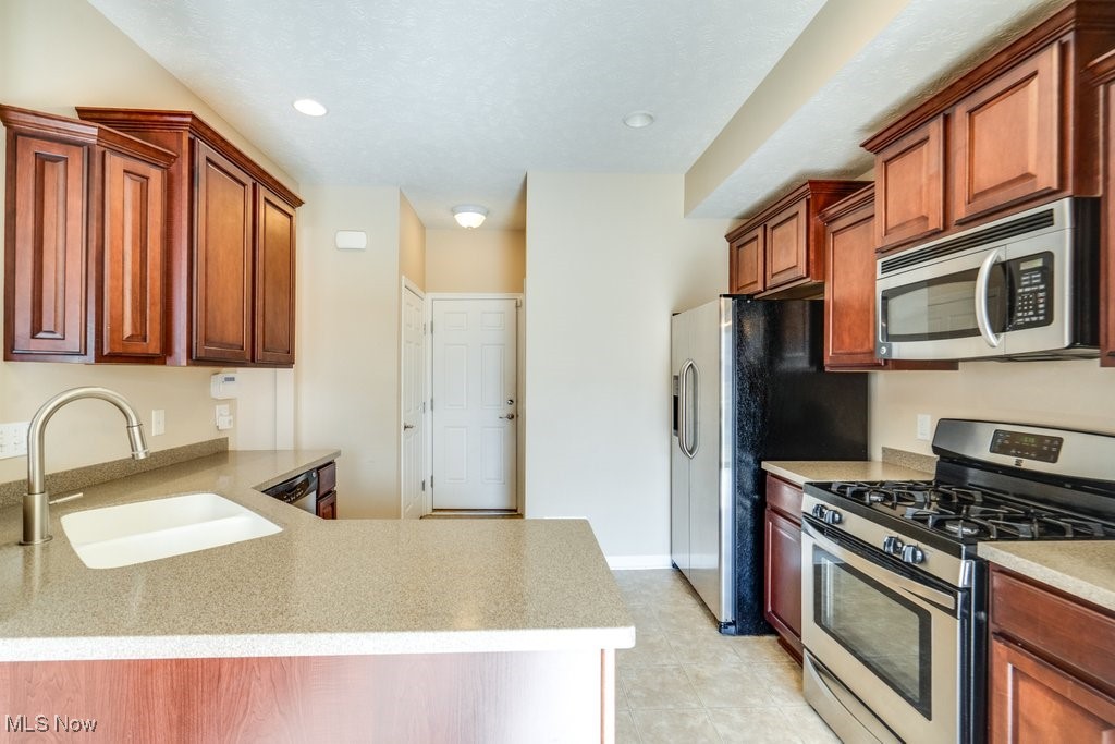 Montrose Park Ph 1 - Residential Lease