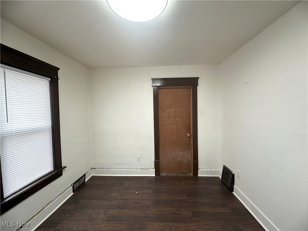 484 Hammel Street, Akron, Ohio image 11