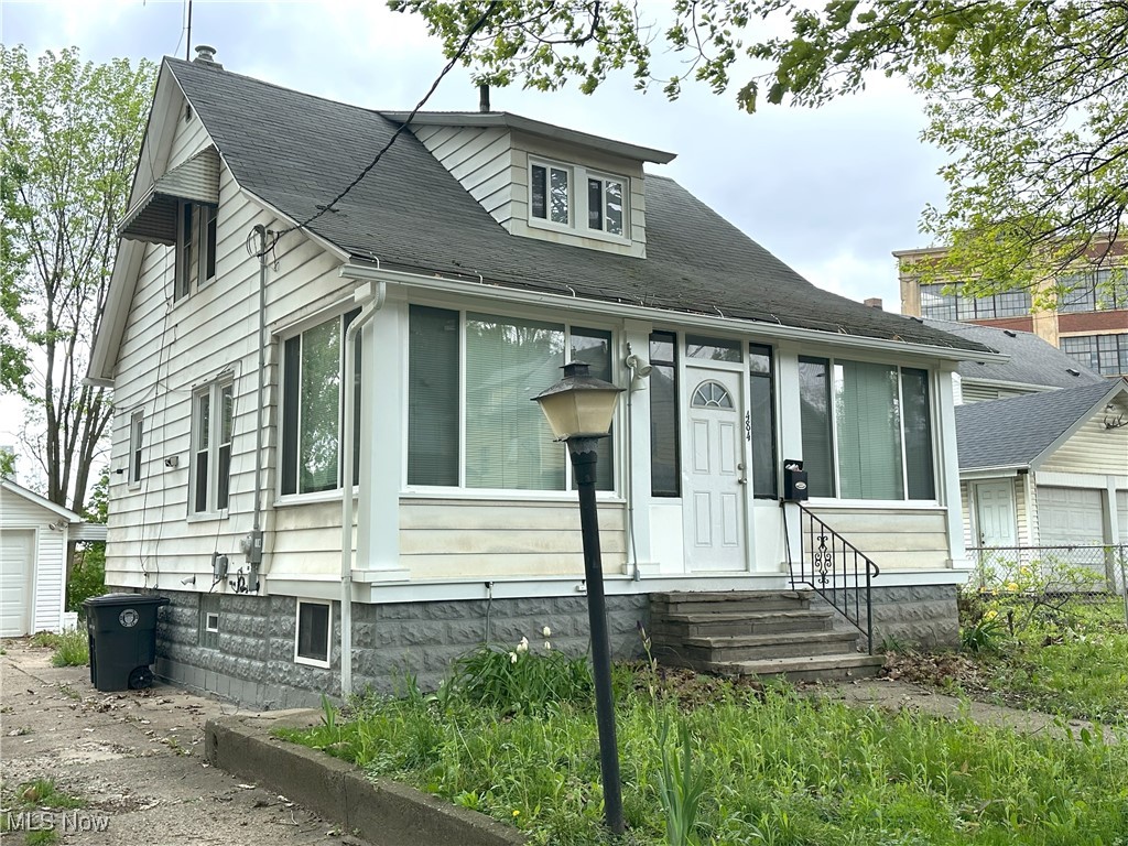 484 Hammel Street, Akron, Ohio image 2