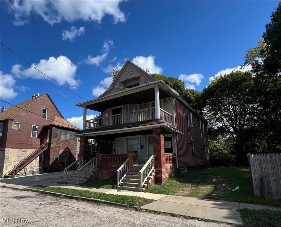 945 E 77th Street