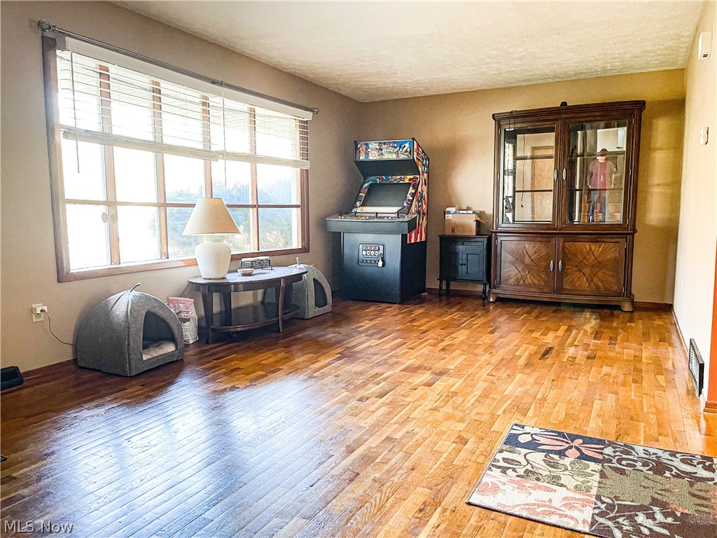 Crystal Hills - Residential