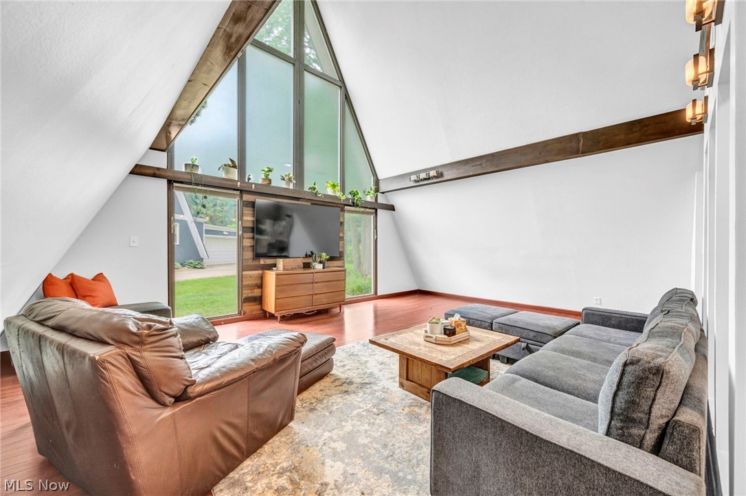 Aurora Shores - Residential