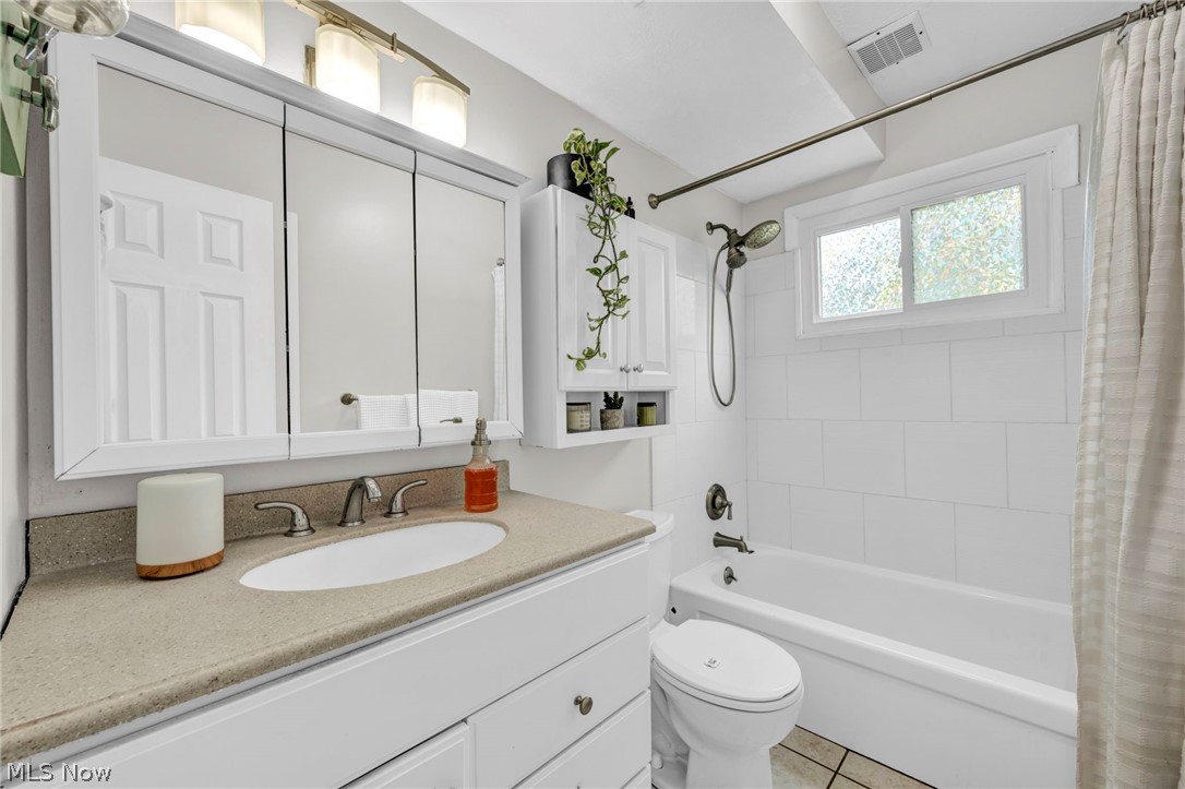 Aurora Shores - Residential