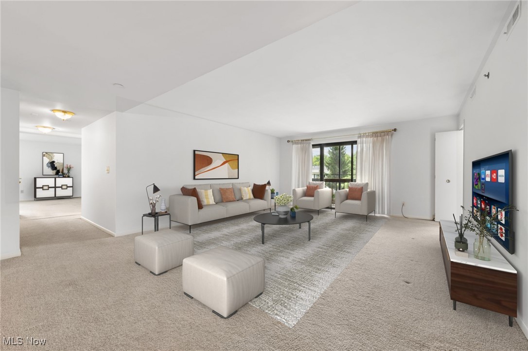 Woodhawk Club Condo Ph 01 - Residential