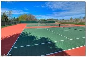 Woodhawk Club Condo Ph 01 - Residential