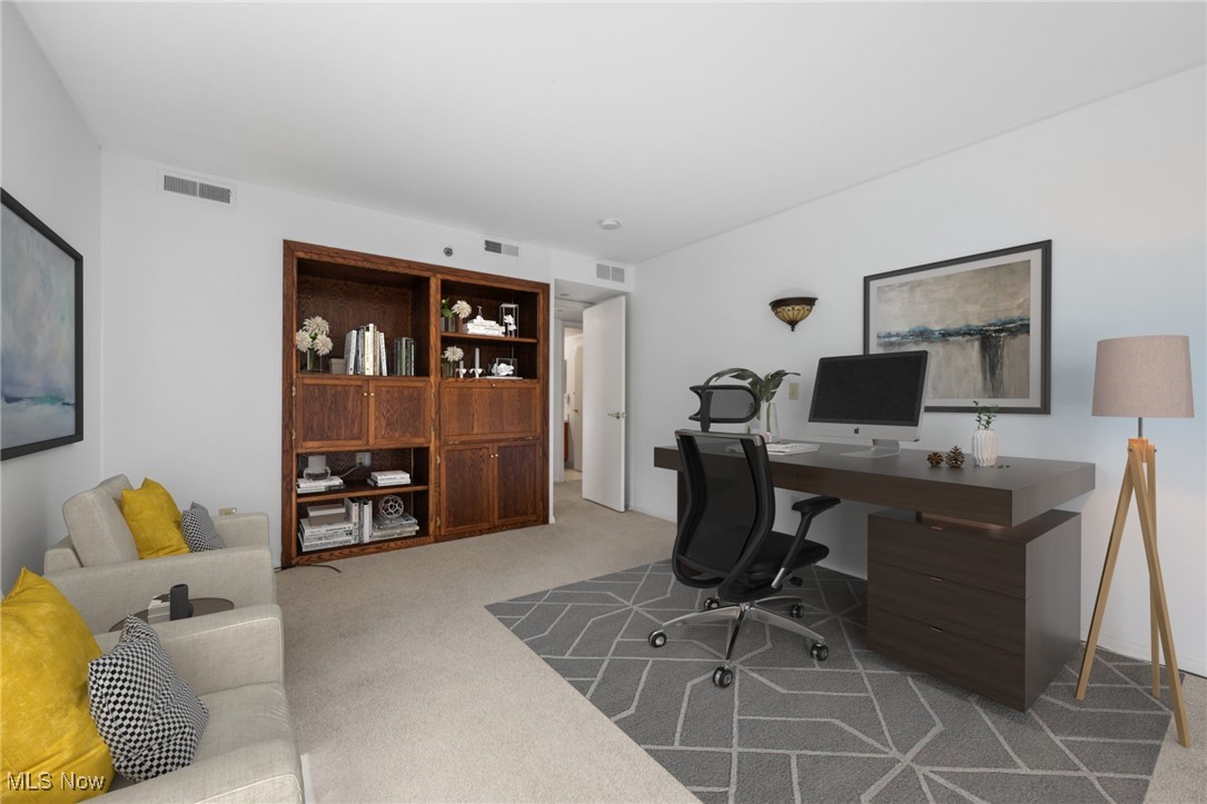 Woodhawk Club Condo Ph 01 - Residential