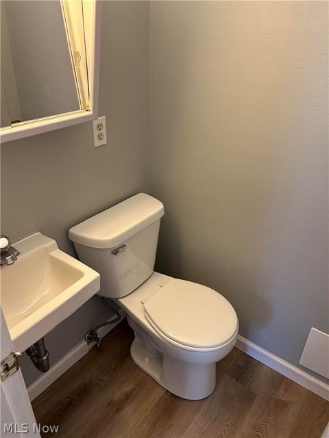 Tiny photo for 950 Wadsworth Road #F4, Medina, OH 44256 (MLS # 5210372)