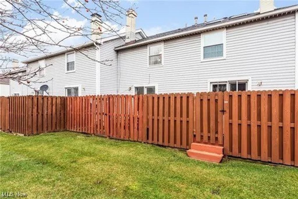 Photo of 4540 Puritas Park Drive #81, Cleveland, OH 44135 (MLS # 5183452)