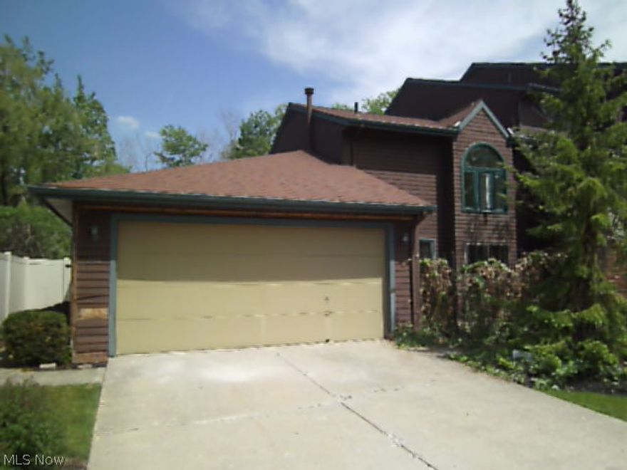 This is a Fannie Mae HomePath property. This charming corner unit features a great room with a woodburning fireplace. First floor has master bdrm/full bath,library/office, laundry room. 1/2 bath . Second floor has  Bedroom /full bath and a loft. Close to schools, shopping, hospitals with easy access to downtown Cleveland.