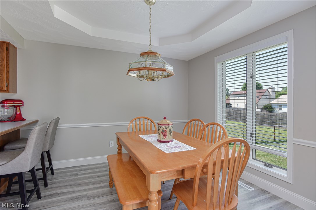 Hill Side 02 10 - Residential