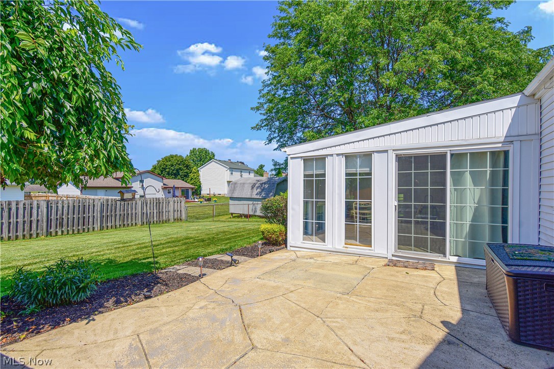 Hill Side 02 10 - Residential