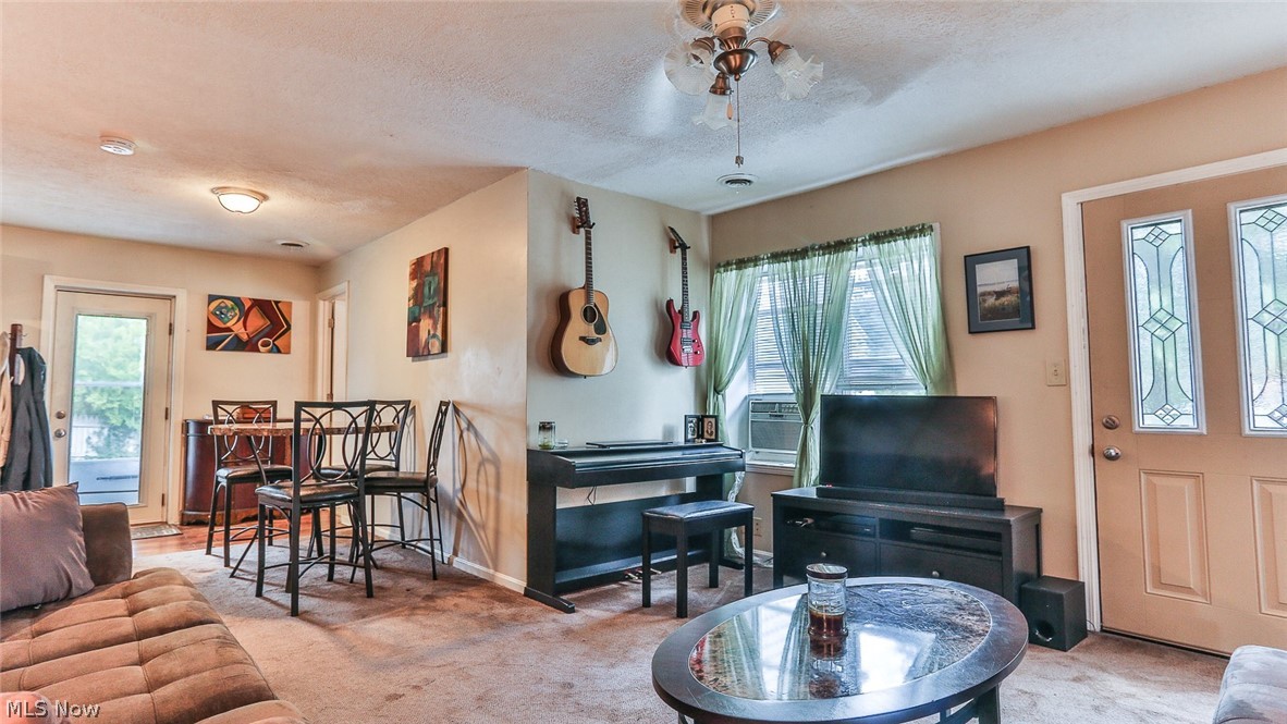 Stow Little Farms - Residential