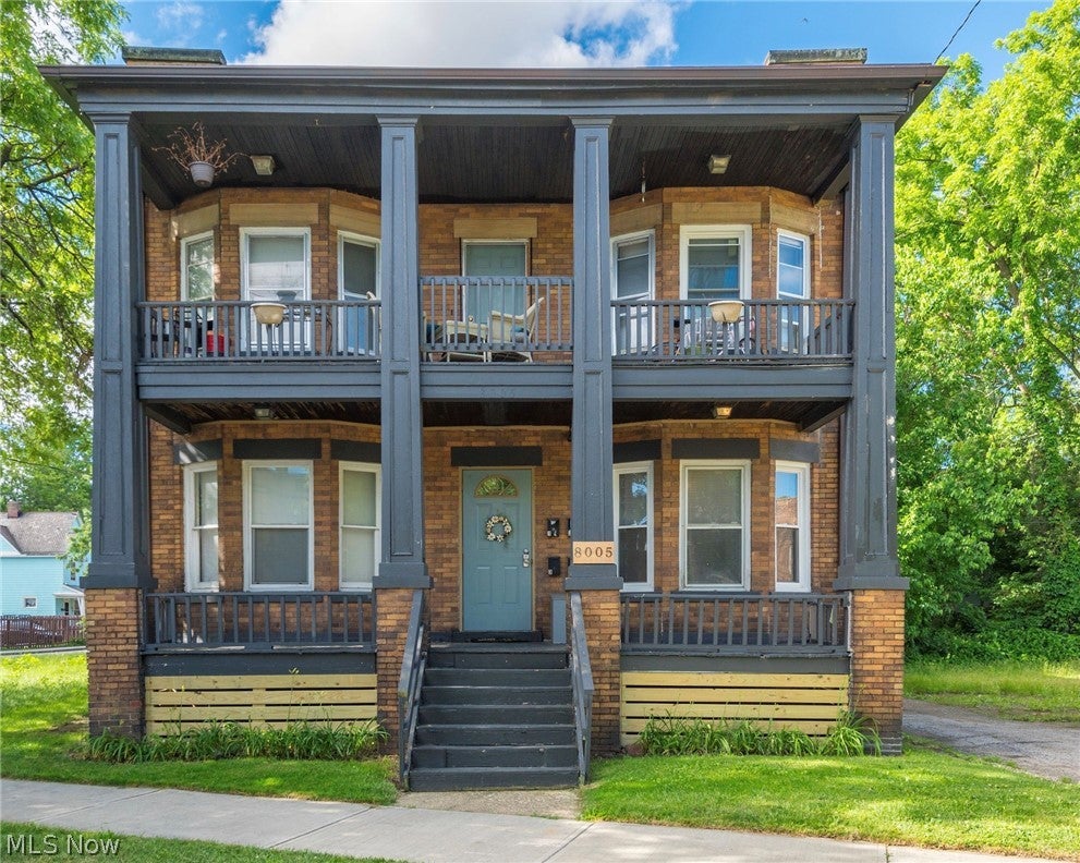 Photo of 8005 Lake Avenue, Cleveland, OH 44102 (MLS # 5219364)