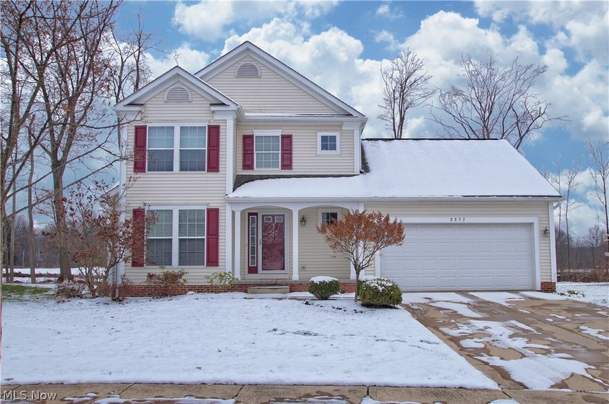 Look no further! Beautiful 3 bedroom 2 1/2 bath colonial on a cul-de-sac is sure to please the most tasteful of buyers. Two Story open entry has hardwood floors that flows into the formal dining room. Maple cabinets with glass inserts, granite counter tops and tiled back splash show the quality of this home. There is a snack bar for a quick bite or dining area looking out to the large back deck for grilling a meal or sitting outside. The vaulted family room is a great place to gather and has lots of natural light. The gas fireplace will warm you during those cold winter nights. A first floor vaulted master suite with ceiling fan makes easy first floor living and has 2 closets plus a private bath with shower. Upstairs are two more bedrooms with lighted ceiling fans and one with a walk in closet. The loft is a great place to cozy up with a good book or use as a study. The full bath with shower/tub combo services these rooms.The lower level is plumbed for a bath and is ready for whatever