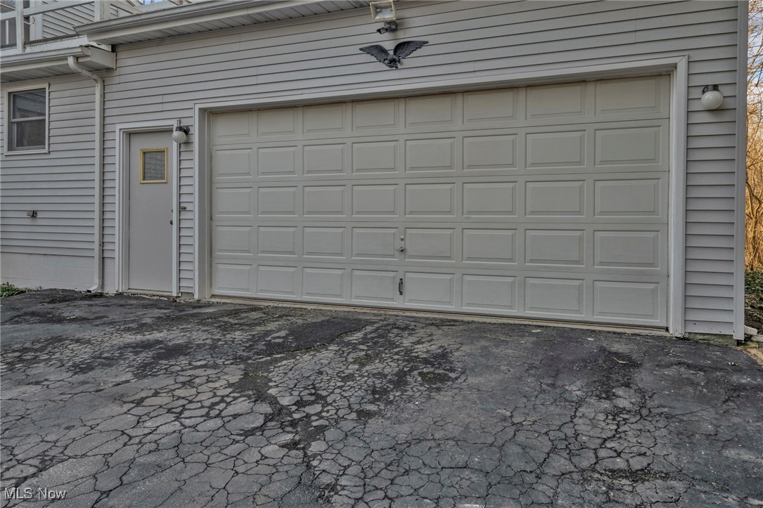 34150 Pettibone Road, Solon, Ohio image 31