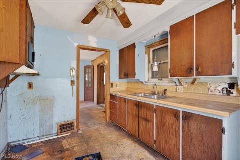 Tiny photo for 17110 Puritas Avenue, Cleveland, OH 44135 (MLS # 5216710)