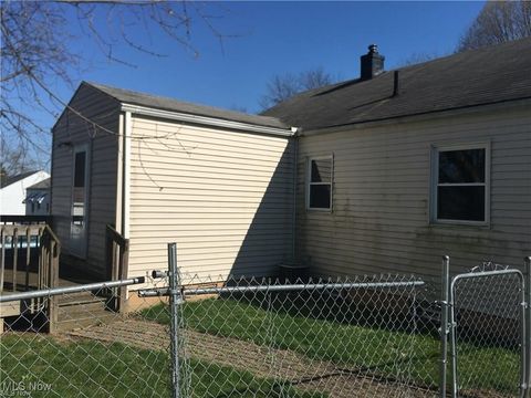 Tiny photo for 852 Marmion Avenue, Youngstown, OH 44502 (MLS # 5184509)