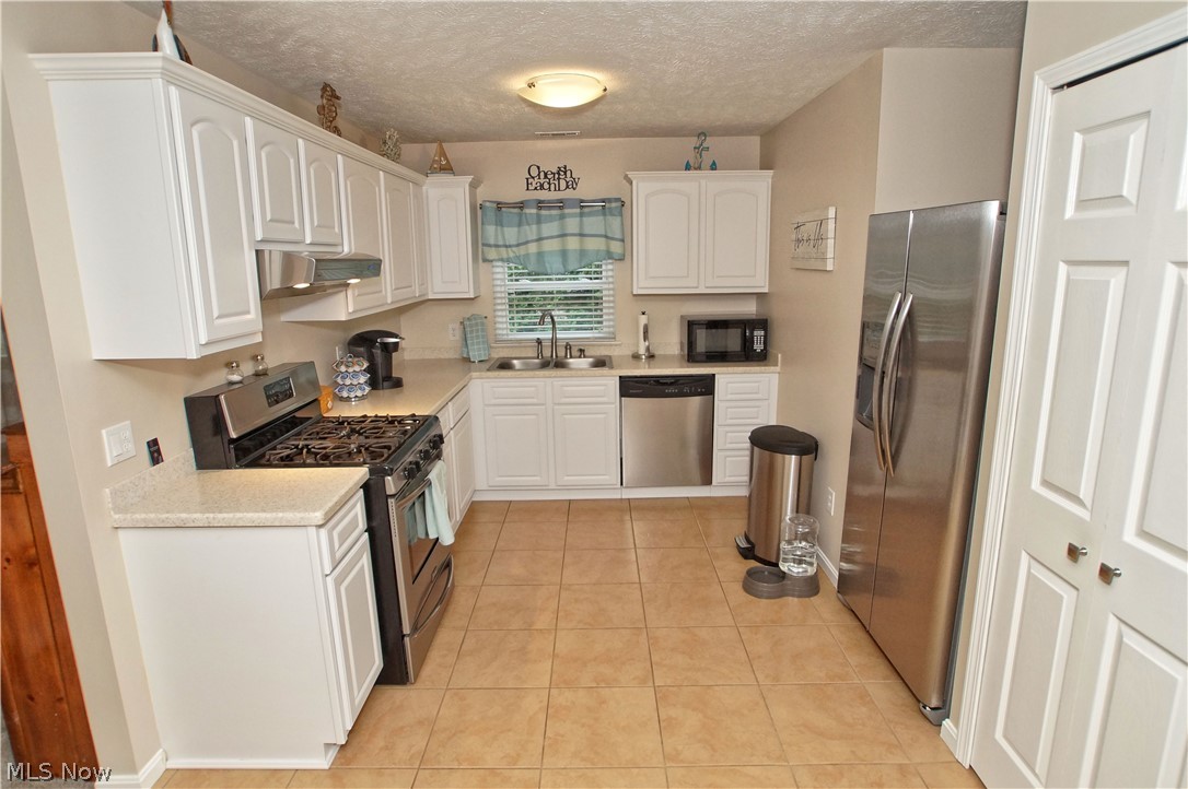 Madison Golf Lakelands 02 - Residential