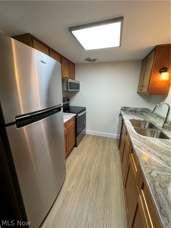 6910 Carriage Hill Drive/Carri - Residential Lease