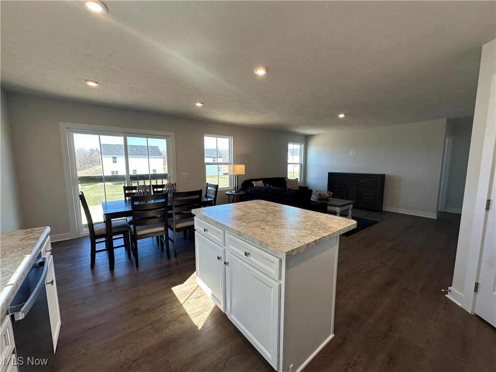1034 Bookman Avenue, Lakemore, Ohio image 4