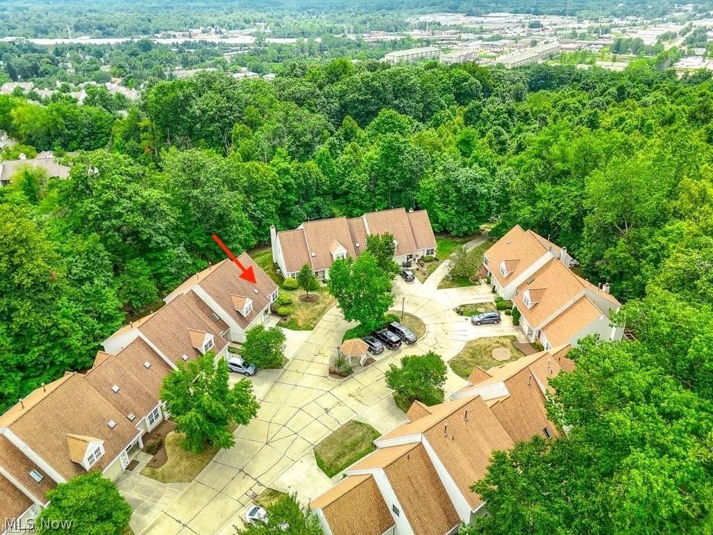 Photo of 7679 Creekwood Drive, North Royalton, OH 44133 (MLS # 5207102)