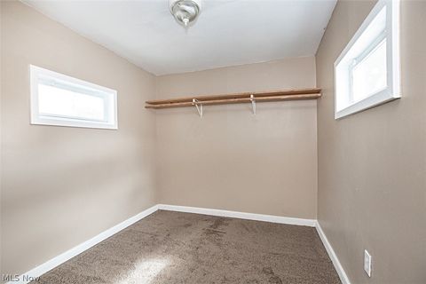 Tiny photo for 4633 Warner Road, Garfield Heights, OH 44125 (MLS # 5190169)